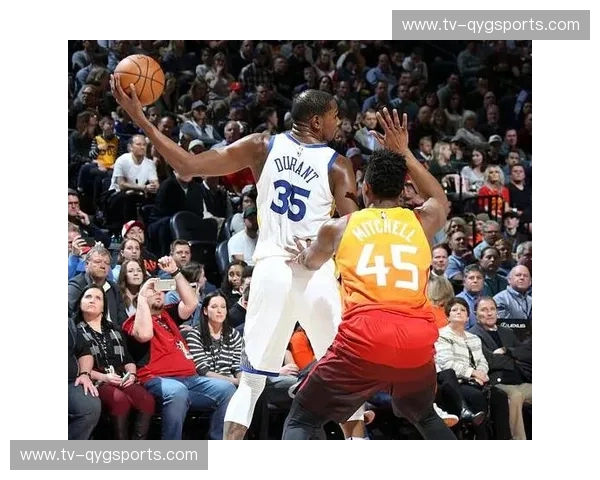 史诗对决：2017季后赛勇士vs爵士——浪花兄弟的华丽谢幕与爵士的坚韧反击